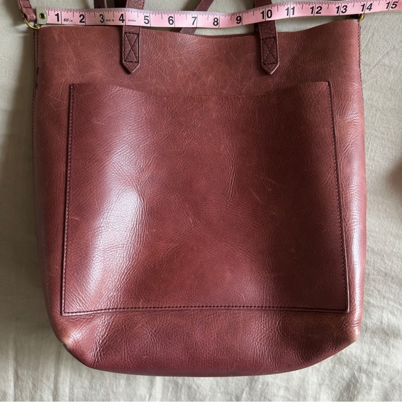 Madewell Medium Transport Crossbody Tote in Burgundy - Picture 2 of 8